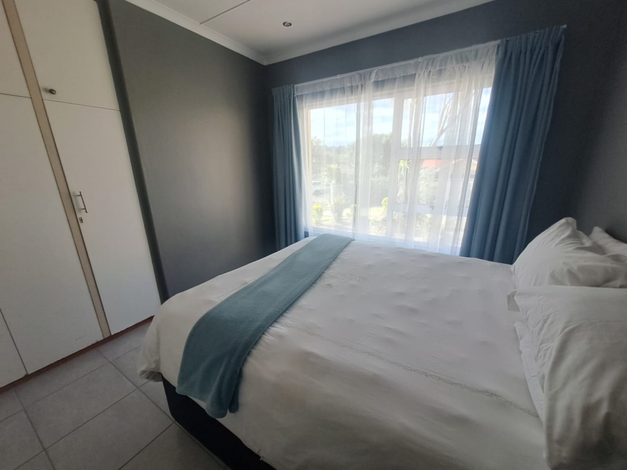 5 Bedroom Property for Sale in Beacon Bay North Eastern Cape